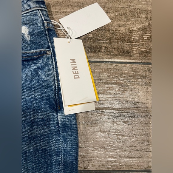 🩵H&M Distressed Medium Wash Denim Midi Skirt Women’s Size 0 NWT🩵 - Picture 4 of 11